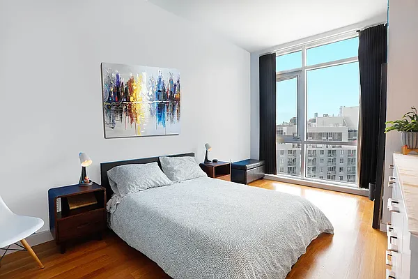 Rented by Keller Williams NYC | media 22