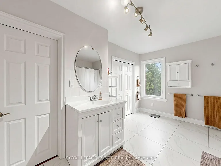 280 Silver Birch Ave — Photo 18