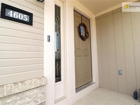 2nd image of 4605 NE 102nd Ct