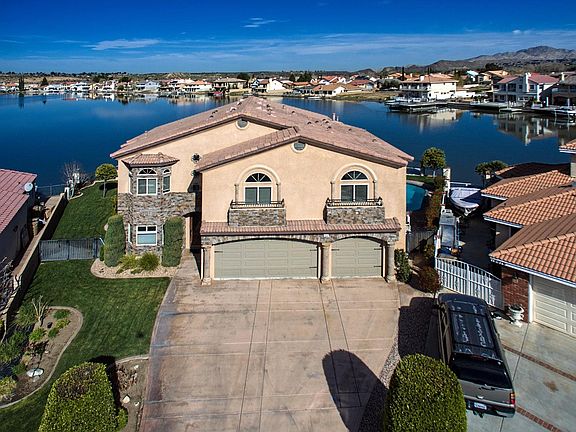 2nd image of 18060 Harbor Dr
