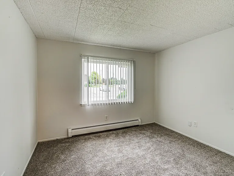 Park Place Apartments — Photo 12