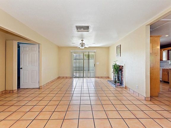 3rd image of 3983 E Calle San Antonio