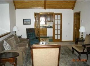 821-829 Henry St, Belle Vernon, PA