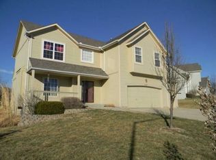 22902 W 49th St, Shawnee, KS 66226