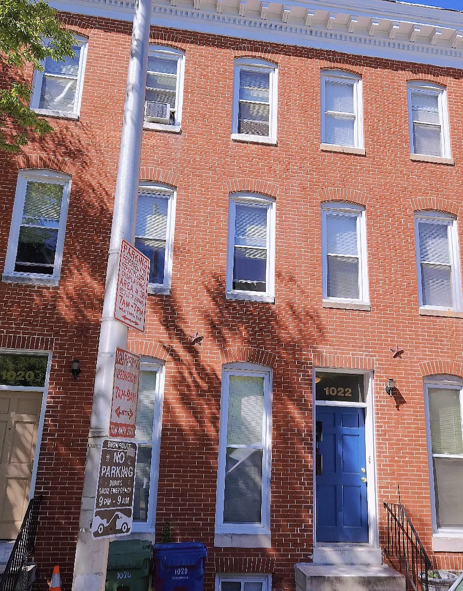 2 bed, 1200 sqft, $1,900 — Photo 1