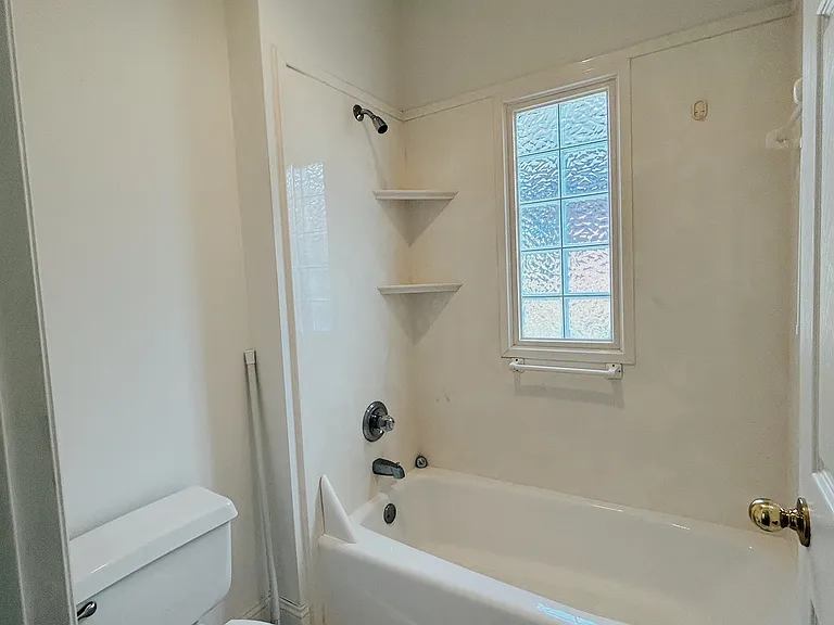 4205 Vestview Cir — Photo 25