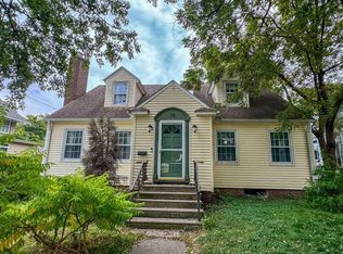 16 2nd Ave SW, Hampton, IA 50441