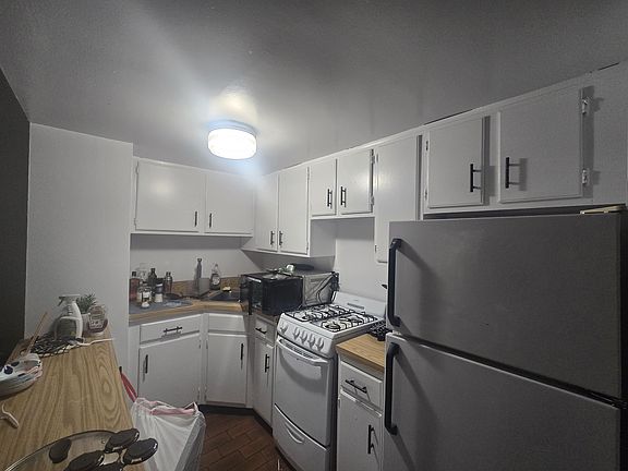 5th image of 160 Bleecker St APT 3CE
