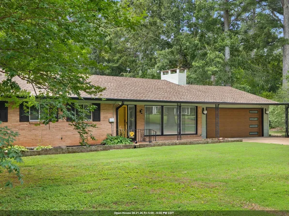 2132 Chickasaw Dr, Florence, AL 35630