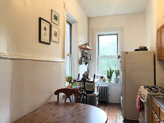 Rented by Landmark Realty & Management | media 9