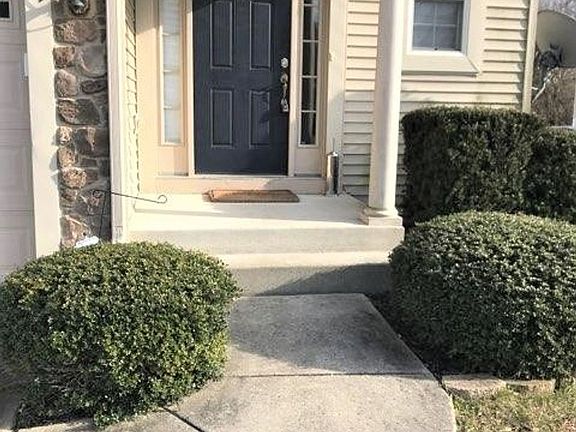 2nd image of 11 Camino Ct
