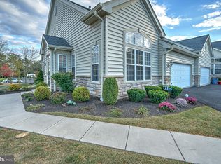 701 Barrington Ct #48, Warrington, PA 18976