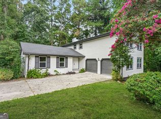 409 Arbor Ridge Dr, Stone Mountain, GA 30087