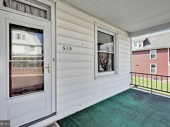 4th image of 519 Greenwood Ave