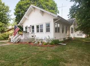 222 W Division St, Amboy, IL 61310