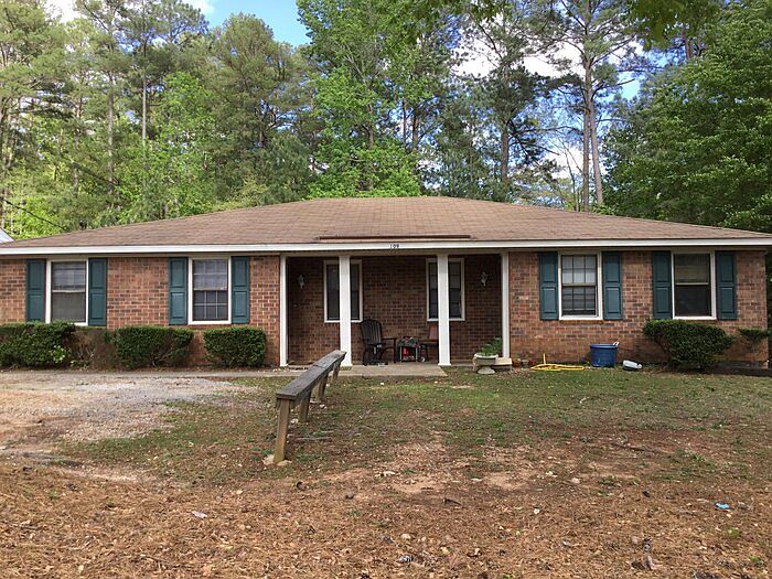 2nd image of 109 Samarya Ln Unit B