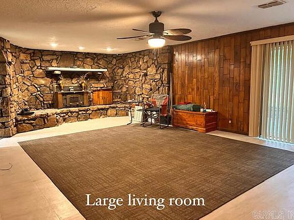 3rd image of 70 N McMasters Ln