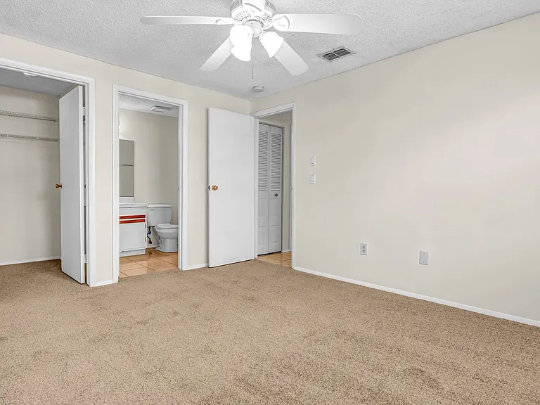 122 Loblolly Ct #C — Photo 18