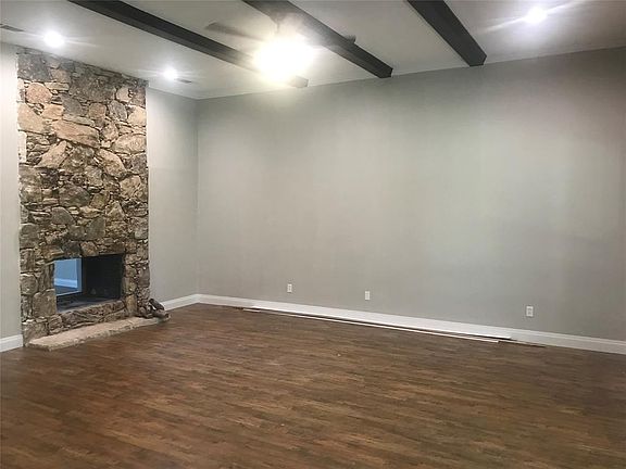 4th image of 13802 Wooded Creek Dr
