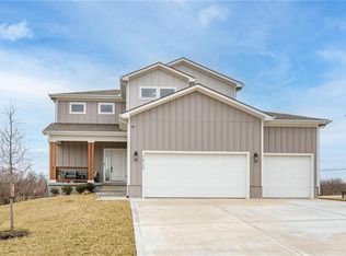 1929 SW Merryman Dr, Lees Summit, MO 64082