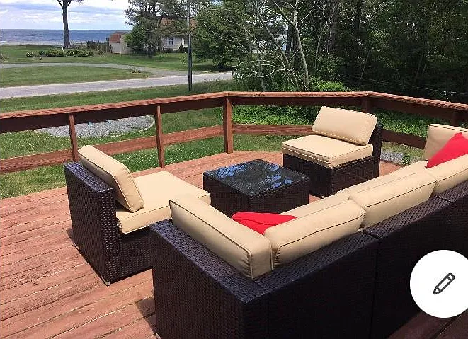 Front deck