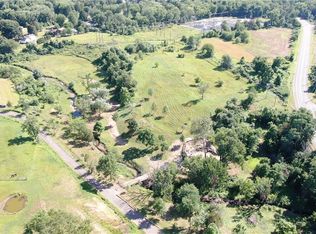 32 Pleasant Rd, Enfield, CT 06082