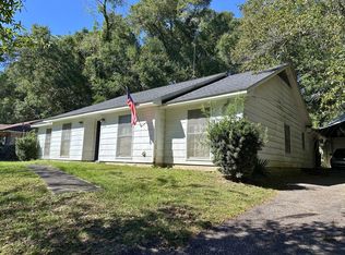 313 Vanderbilt Dr, Mobile, AL 36608