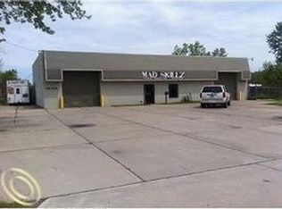 28486 Beverly Rd, Romulus, MI 48174