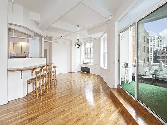 Sold by Sotheby's International Realty | media 31