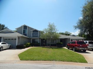 60 Lake Forest Pl, Palm Coast, FL 32137