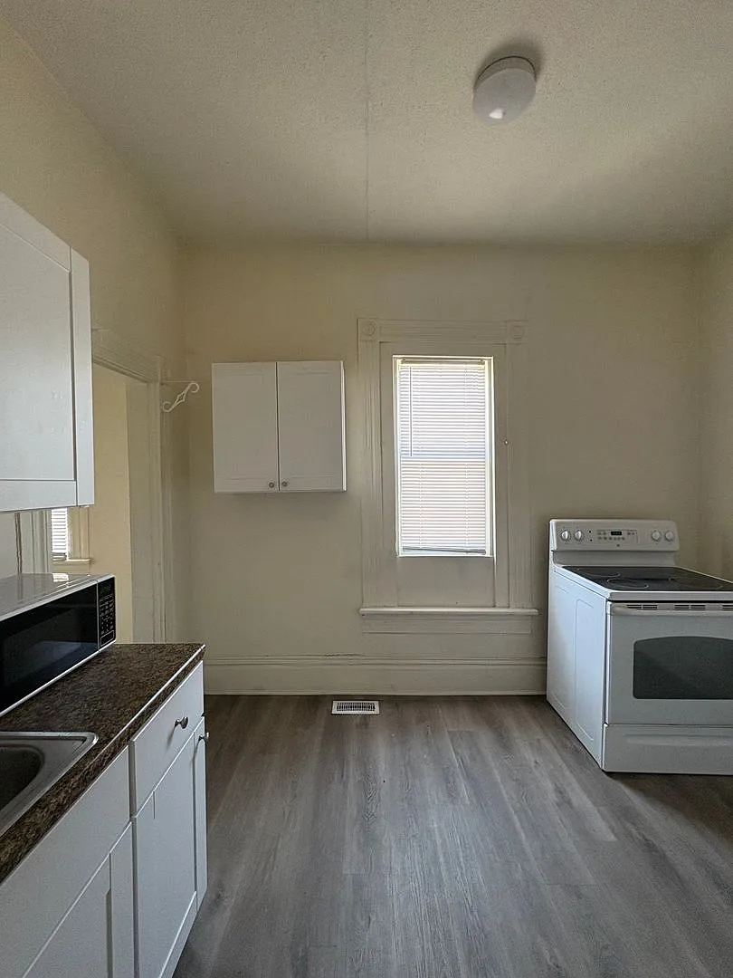 2 bedroom 1 Bath House — Photo 1