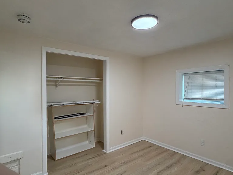 723 Pine St #1 — Photo 11