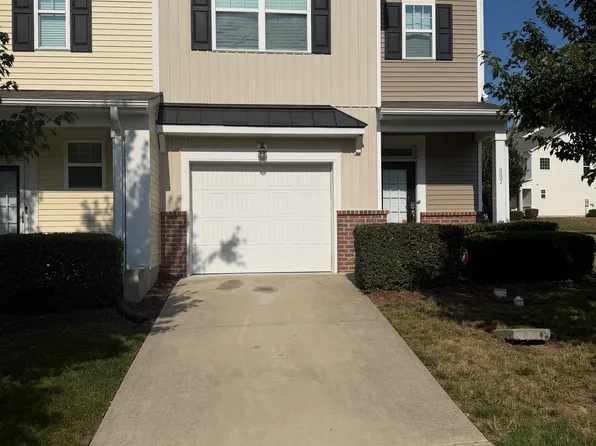 887 Saratoga Dr, Durham, NC 27704