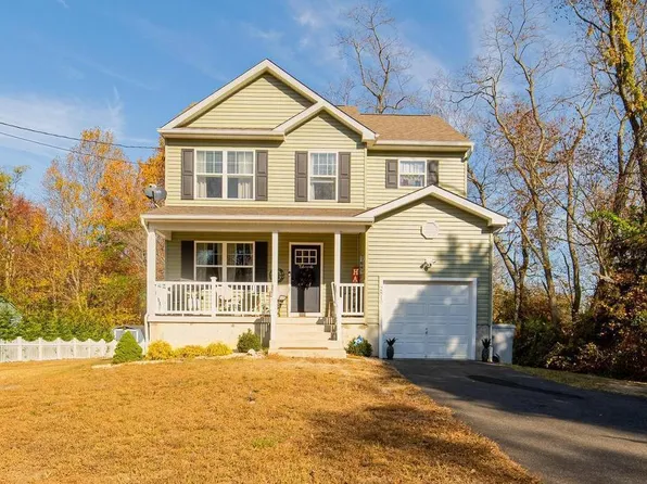2810 Maple Ave, Vineland, NJ 08361