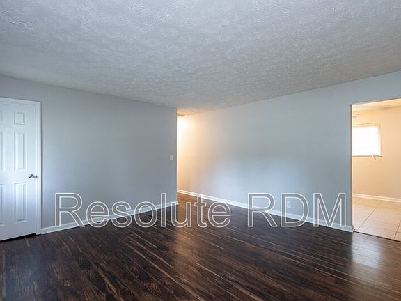5th image of 5436 Oliver Ave
