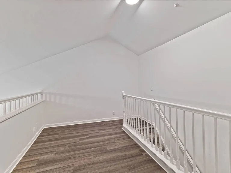 Windsor Kingstowne — Photo 13