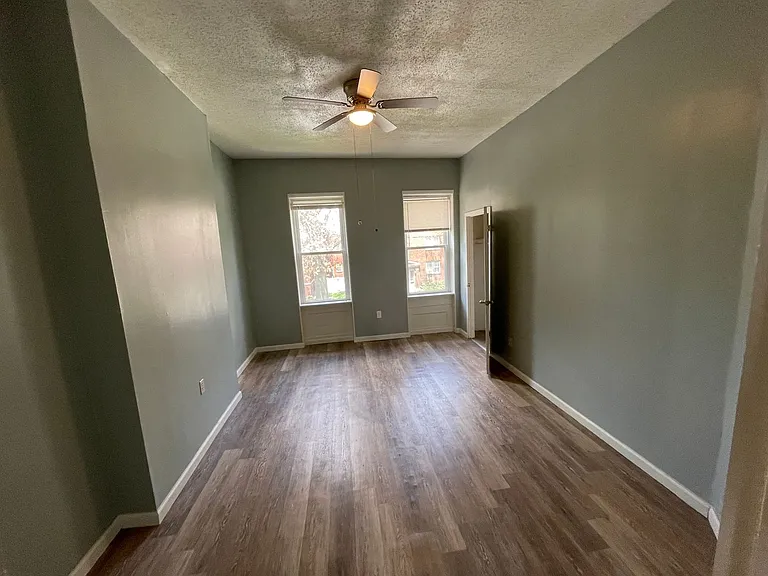 4264 Norfolk Ave — Photo 19