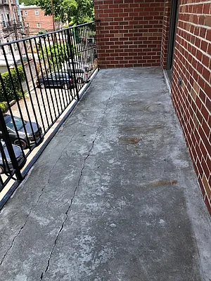 Rented by Alexiou Realty | media 25