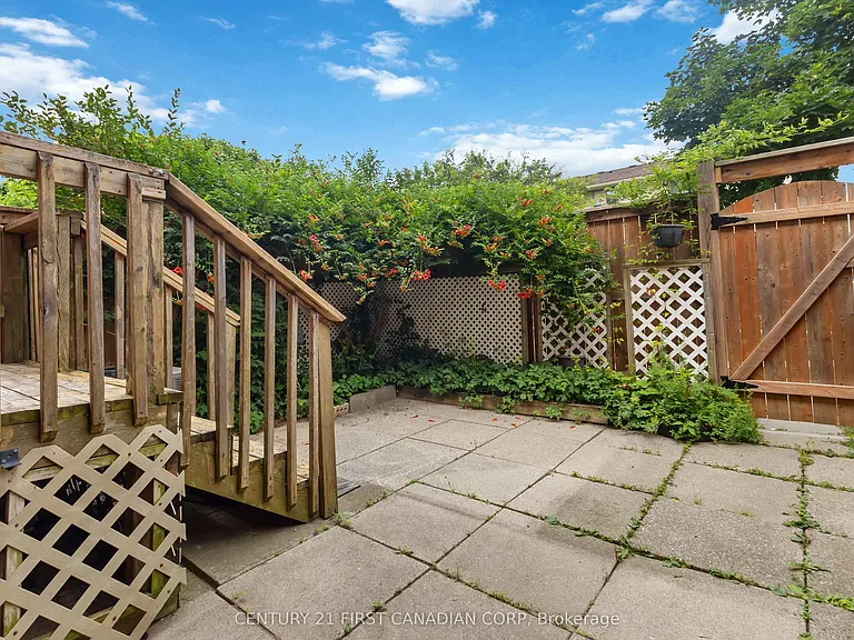 51 Sholto Dr #54 — Photo 45
