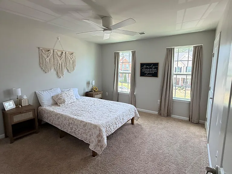 9411 Wood Creek Cir — Photo 22