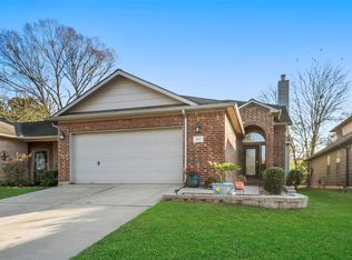 110 Harbour Town Dr, Montgomery, TX 77356