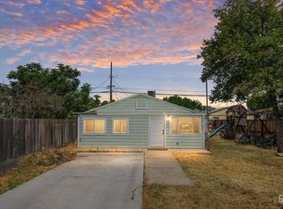 404 Colusa Ave, Chowchilla, CA 93610