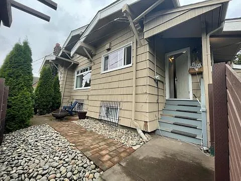 3246 37th Ave S — Photo 17