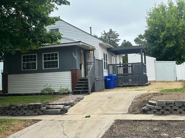 113 6th Ave SE, Oelwein, IA 50662