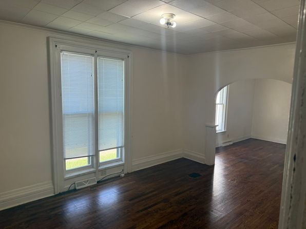 66 N West St #1