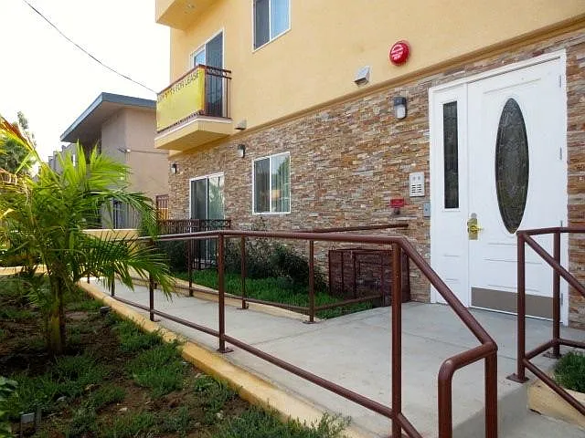 14826 Vanowen St #102 — Photo 26