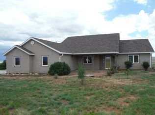 15 Avenida De Young, Edgewood, NM 87015