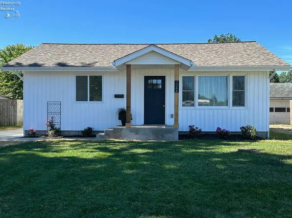 1044 Decatur St, Vermilion, OH 44089