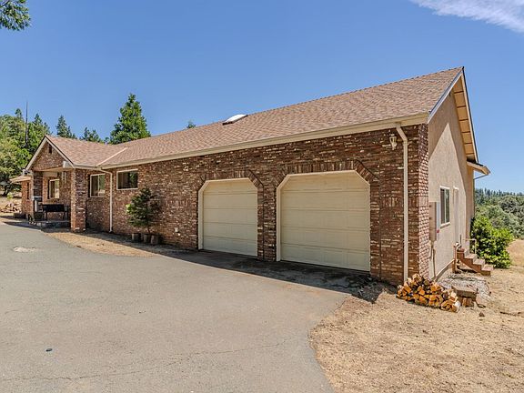 2nd image of 19484 Deerwood Dr
