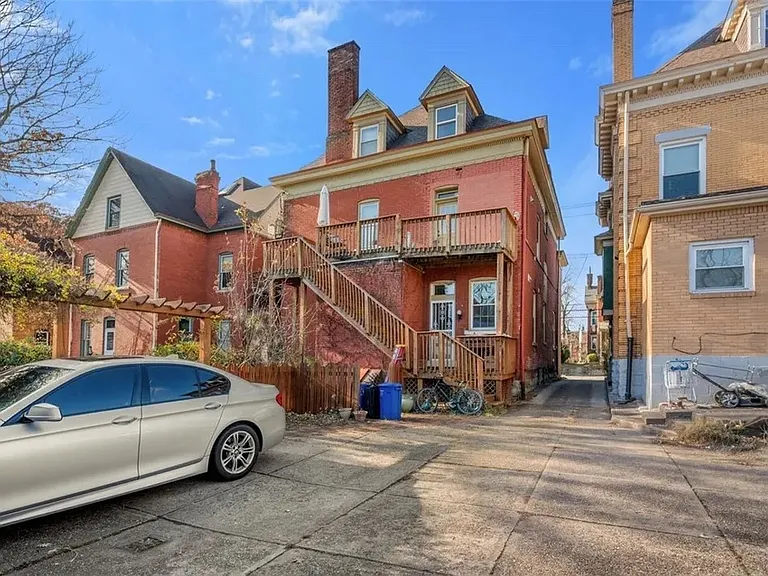443-445 S Atlantic Ave — Photo 6